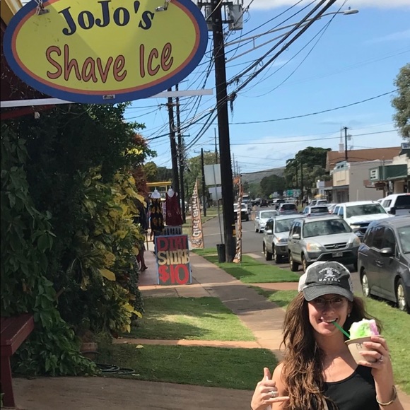 Meet your Posher, Amelia - Picture 3 of 9